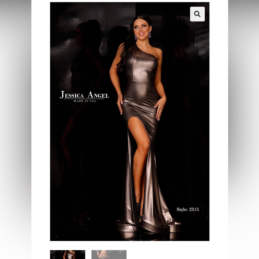 Jessica Angel 2315 style. Velvet royal blue sequin. Fits like a glove! Size med
